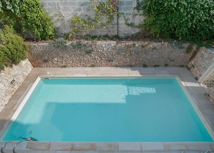With Pool And Panoramic Terrace فندق